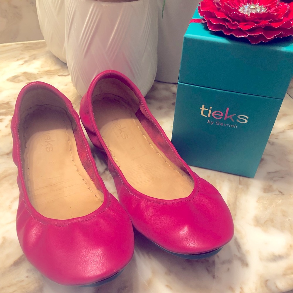 Pink Tieks size 9